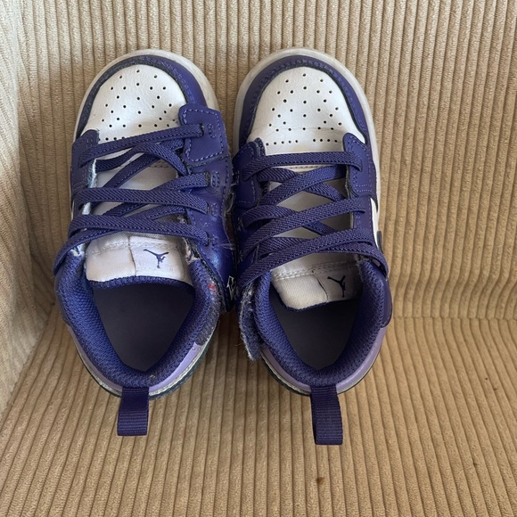 Nike Toddler Shoes size 7C US - Picture 4 of 7
